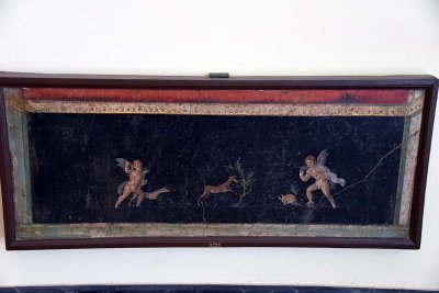 Predella with hunting cupids - Herculaneum - 4042