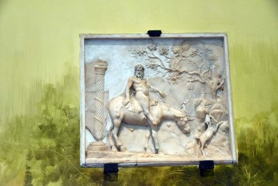 Pan sul mulo, rilievo - Capri ? - 4361