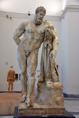 Hercules at rest - Roman copy, end 2nd - early 3rd c. AD, from a Greek original of 2nd half of 4th c. BC - 4464