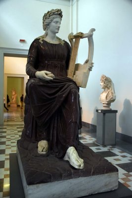 Apollo seated with lyre, in porphyry - 2nd c. AD - 4475