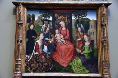 Virgin and Child with Sts Catherine of Alexandria & Barbara (early 1480s)  - Hans Memling - 0973