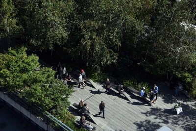 High Line view from Whitney Museum - 3940