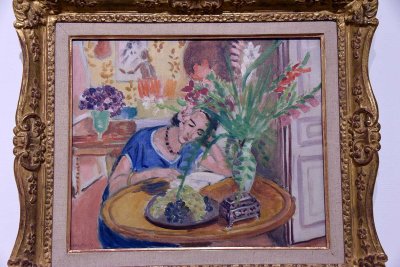 Woman with Gladiola (1922) - Henri Matisse - 2112