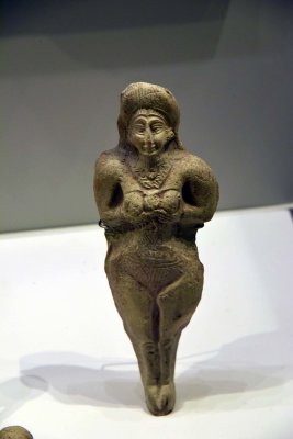 Elamite figurine of a naked woman (goddess?) - 2nd millenium BCE - Susa, Elam (Southwestern Iran) - 4150