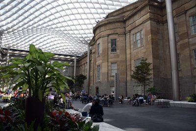 The Robert and Arlene Kogod Courtyard - 5015