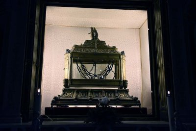 Reliquary containing the chains of St Peter - 9959