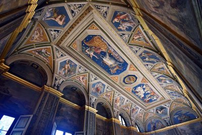 Ceiling of the loggia of Galatea - 0453