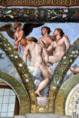 Raphael's Loggia of Cupid and Psyche - 0558