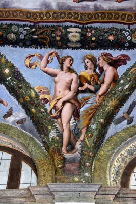 Raphael's Loggia of Cupid and Psyche - 0559