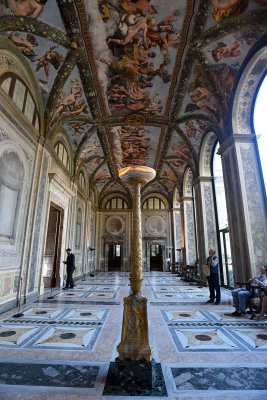 Raphael's Loggia of Cupid and Psyche - 0572