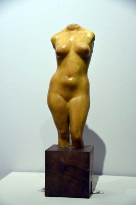 Headless Female Nude (1965) - Francesco Messina - 0963