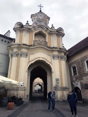 Holy Trinity Church & Basilian Gate - Ausros Vartu gatv - 8617
