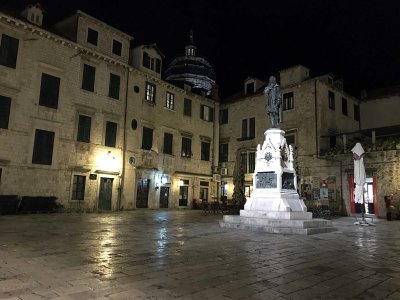 trziste - Market Square - 9641