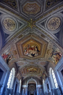 Gallery of the Candelabra, Vatican Museum - 0156