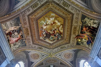 Gallery of the Candelabra, Vatican Museum - 0159