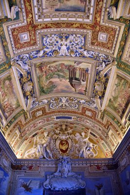 Ceiling, Gallery of Maps, Vatican Museum - 0178
