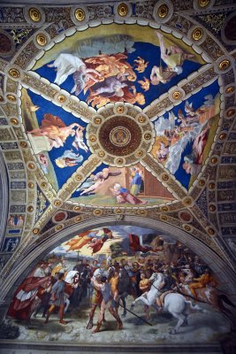 Room of Heliodorus (1512-1514) decorated by Raphael, Stanze di Raffaello, Vatican Museum - 0210