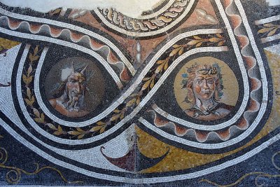 Mosaico Pavimentale con teste di Satiro e di Pan (138-192 d.C.), Genazzano - 1605