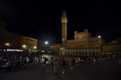 Piazza del Campo and Palazzo Pubblico - 2457