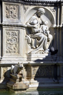 Fonte Gaia (Jacopo della Quercia), Piazza del Campo - 2470