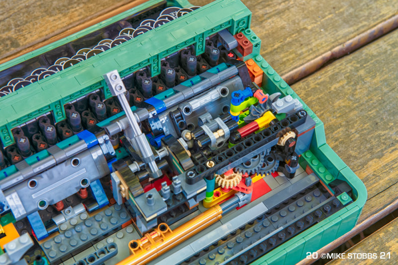 Inside The LEGO Typewriter
