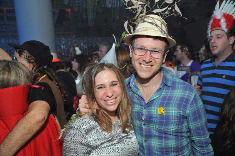 purim_300.jpg