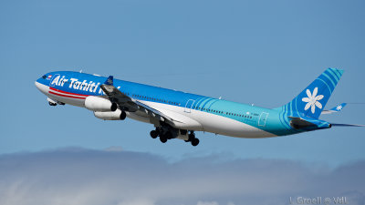LAX 2019_015_openWith.jpg