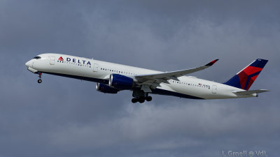 LAX 2019_039_openWith.jpg