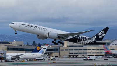 LAX 2019_166_openWith.jpg