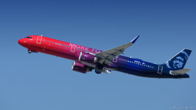 LAX 2019_766_openWith.jpg