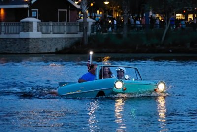 Dusk ride on an Amphicar