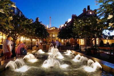 France Pavilion - Fountains at night