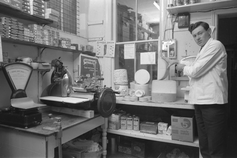 1969 Trute's Shop at Kingsbridge.jpg