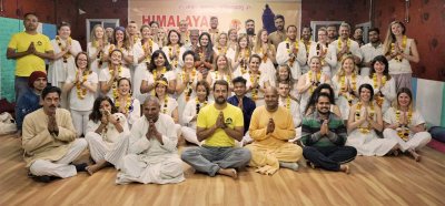 Best Yoga teacher training school in rishikesh india