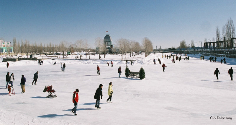 Patinoire au Vieux Port