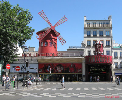 Le Moulin Rouge