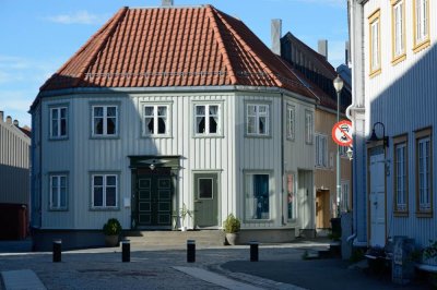 043_NOR190327.jpg