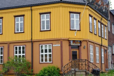 087_NOR190427.jpg
