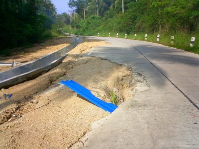 Road conditions are not great on Ko Pha-Ngan