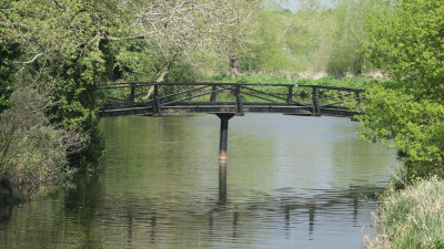 120: Footbridge