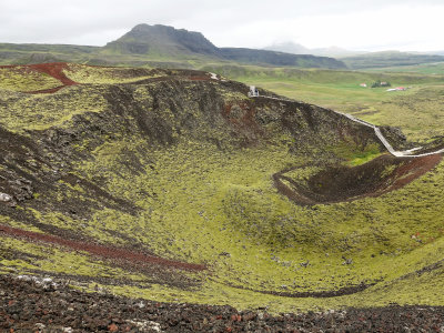 Grabrok volcano crater