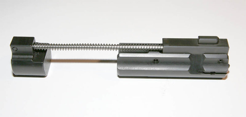 RRA_22LR_Bolt_001.jpg