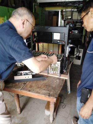 VE4ACX-Yuri @Naga City DX4CAR-CARE Group