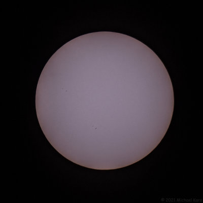 zonnevlek AR2807(b) en AR2806(o) - sunspot AR2807 and AR2806