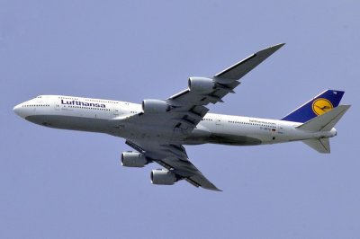 Lufthansa B-747/800, D-ABYD