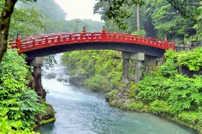 Shinkyo Bridge, Bridge of Dreams, In the Rain