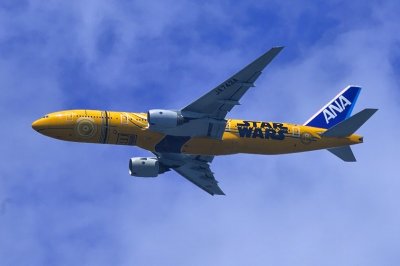 ANA's B-777/200, JA743A, Star Wars