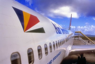 Boarding the Air Seychelles B-767