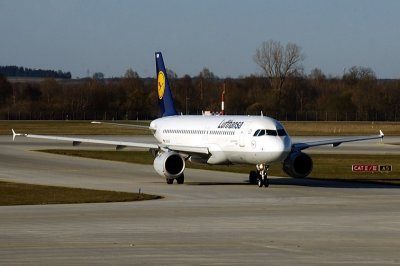 Lufthansa A320, D-AIQW