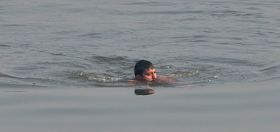 Swimming In The Dirty Yamuna River: An Hero